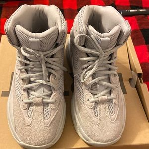 Yeezy desert boots